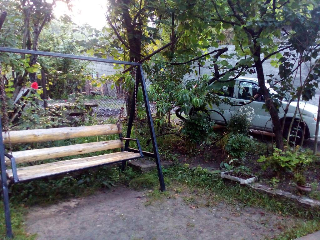 Borjomi Makvala'S Guest House מראה חיצוני תמונה