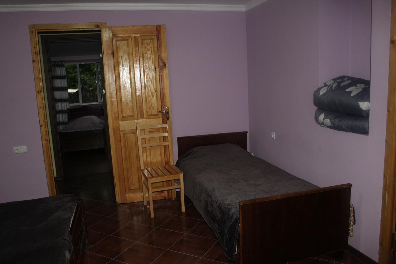 Borjomi Makvala'S Guest House מראה חיצוני תמונה
