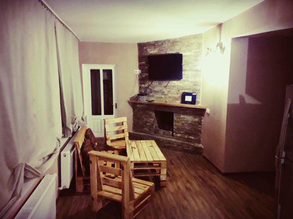 Borjomi Makvala'S Guest House מראה חיצוני תמונה